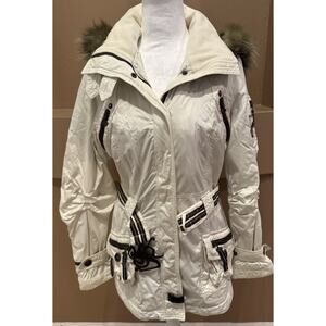 Sportalm Women’s Jacket Beige Green Model Genuine Fur Size 38